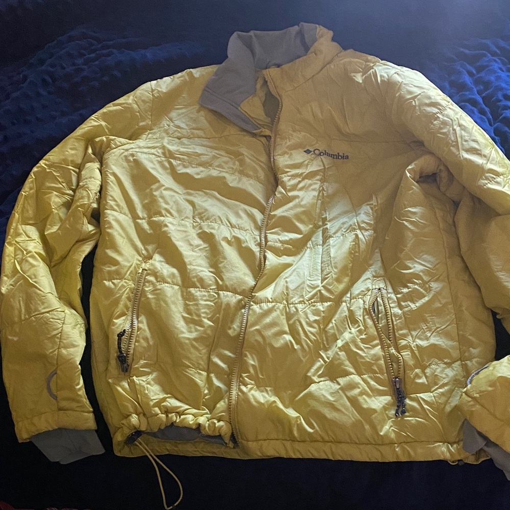 Columbia Men's Yellow Performance puffa Jacket